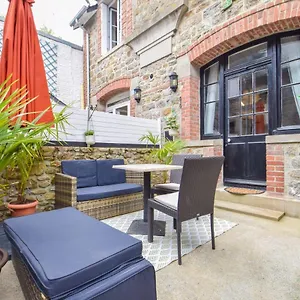 Top Maison 4 Pers Avec Terrasse à 200m De La Plage De St-enogat , Dinard France